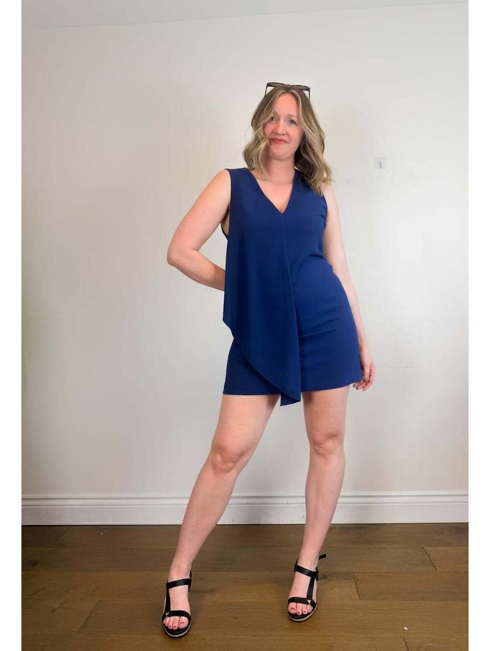 Alice + Olivia Ruffled Shift Dress in Blue (Size L)